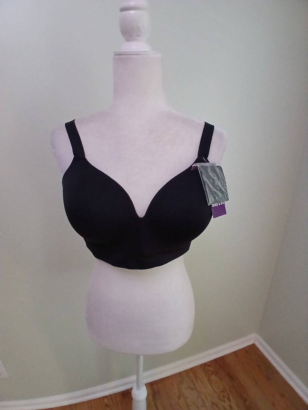 Body & Bra Women XL Seamless Wireless Full Coverage Bra with Extender NWT